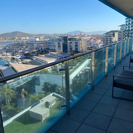 Ocean Village Lovely 2 Bedroom Apartment Гибралтар Екстериор снимка
